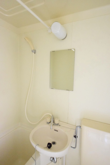 洗面設備　～ハミガキ、ハミガキ～