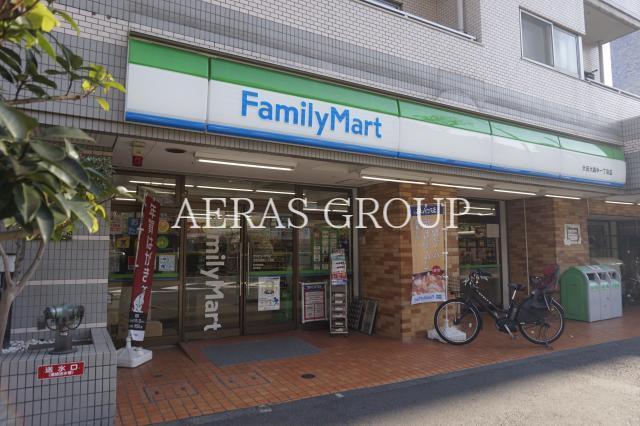 コンビニ　ファミリーマート大田大森中一丁目店（コンビニ）まで245m