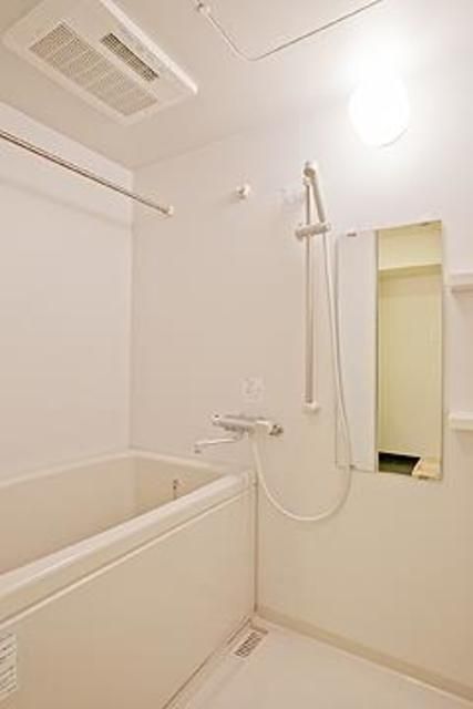 バス・シャワールーム　※写真は同タイプ住戸です。