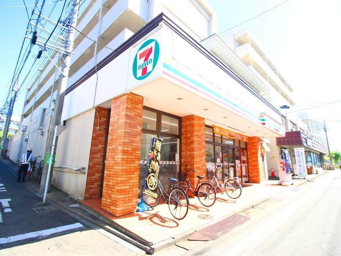 コンビニ　セブンイレブン 茅ヶ崎中海岸1丁目（コンビニ）まで296m