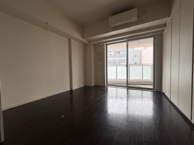 居室・リビング　洋室　エアコン付き