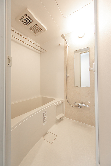 バス・シャワールーム　※写真は同タイプ住戸です。