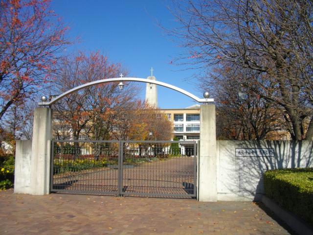 中学校　私立共愛学園中学校（中学校）まで1936m