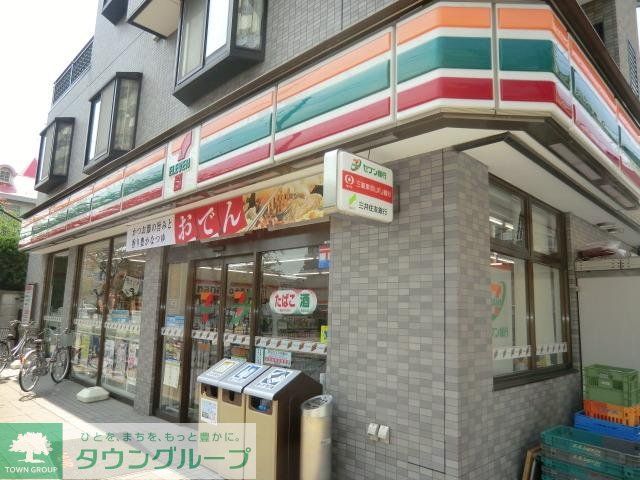 コンビニ　セブンイレブン（コンビニ）まで385m
