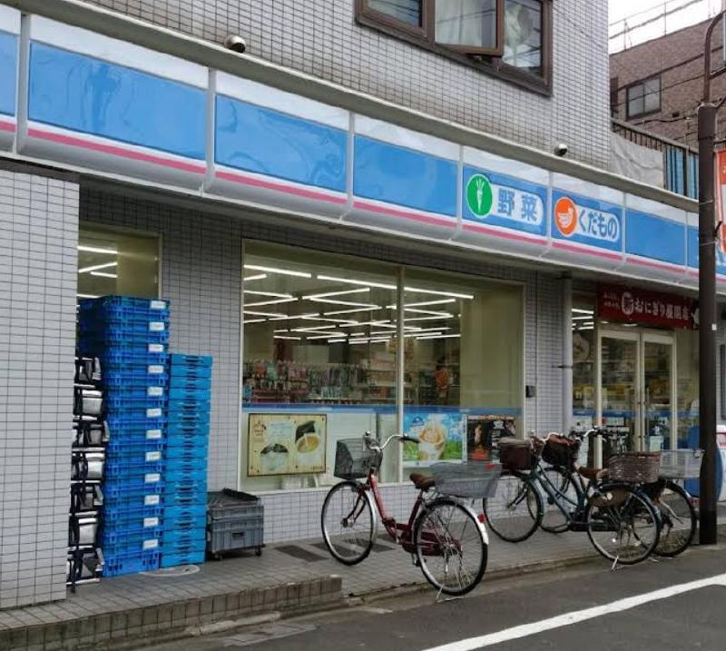 コンビニ　ローソン（コンビニ）まで210m