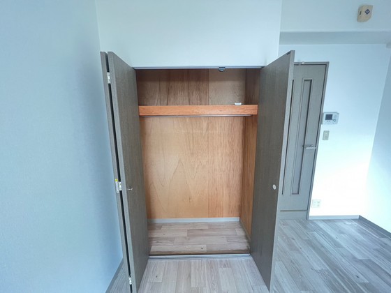 収納　※別部屋の写真です