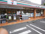 コンビニ　セブンイレブン 葛飾小菅1丁目店（コンビニ）まで377m