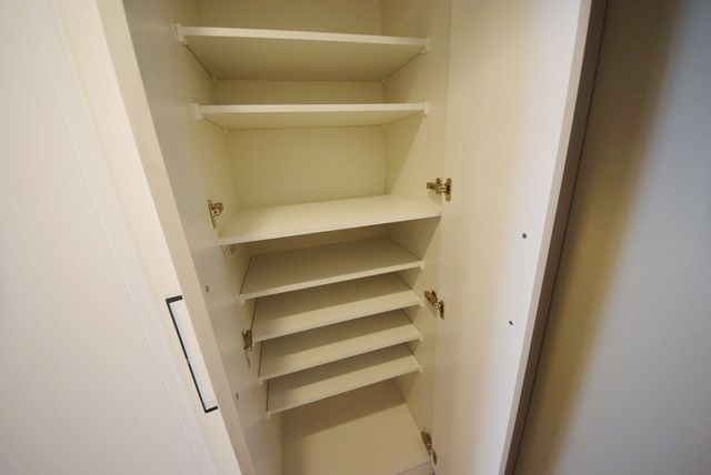 玄関　シューズボックス