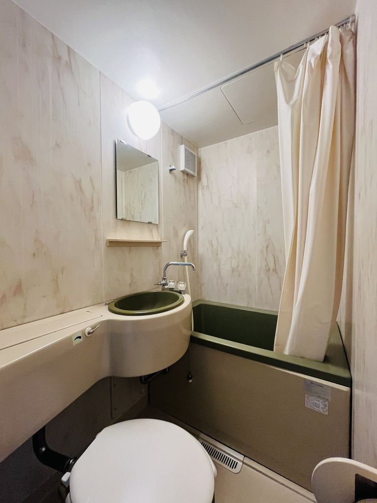 バス・シャワールーム　バス