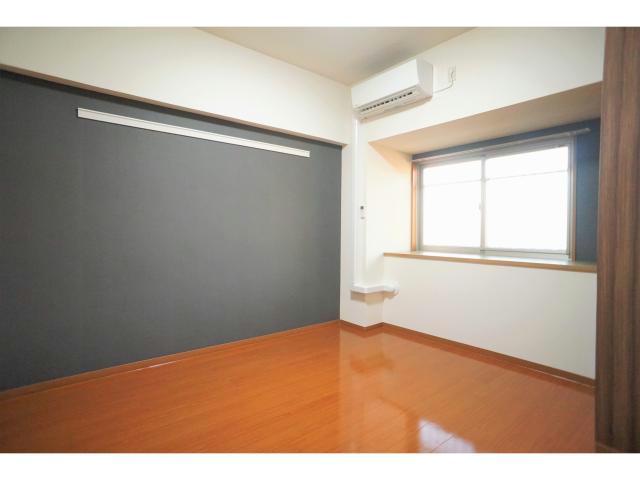 その他部屋・スペース　北側洋室にもエアコンあり