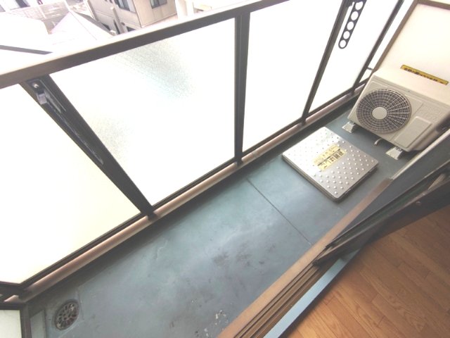 バルコニー　綺麗なバルコニーです。