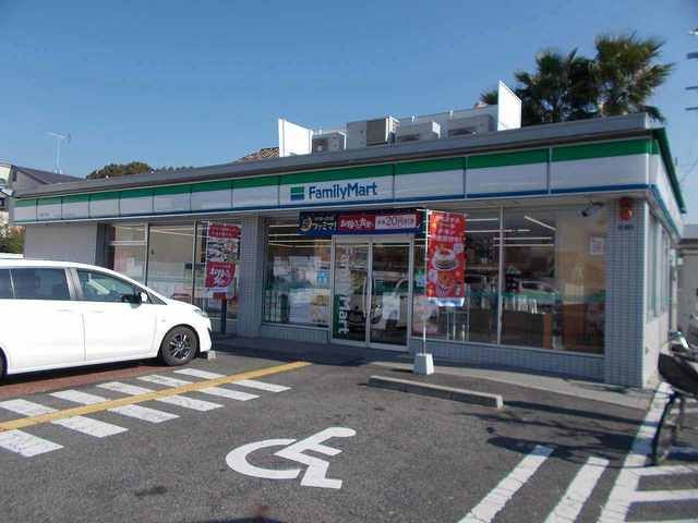 コンビニ　ファミリーマート栗東手原店（コンビニ）まで616m