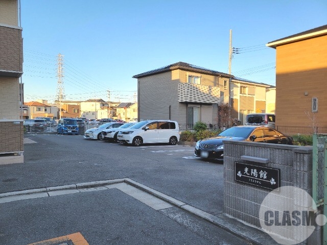 駐車場　敷地内駐車場