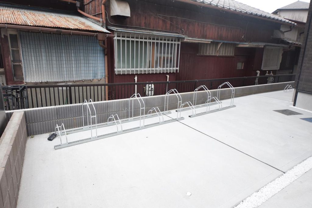 駐車場　駐車場