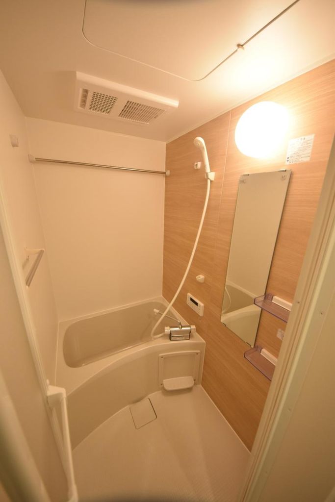 バス・シャワールーム　バス