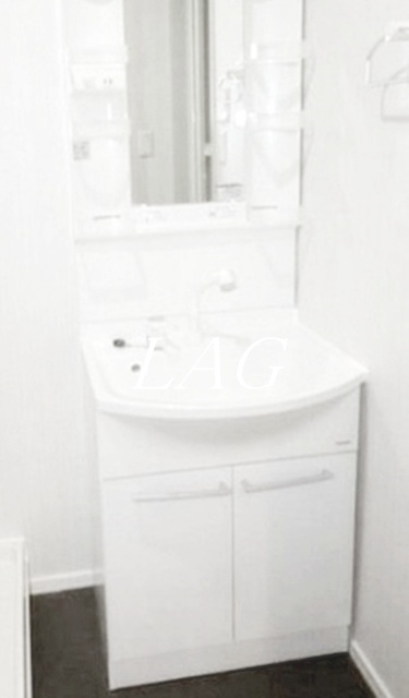 洗面設備　独立洗面台です。