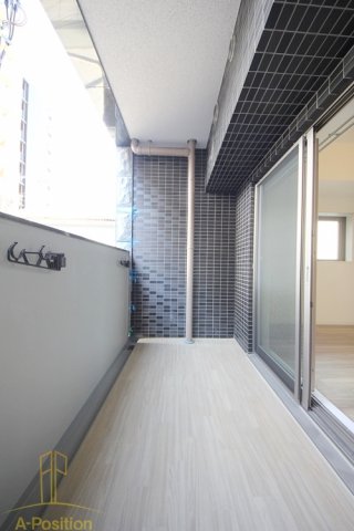 バルコニー　レオンコンフォート新梅田III