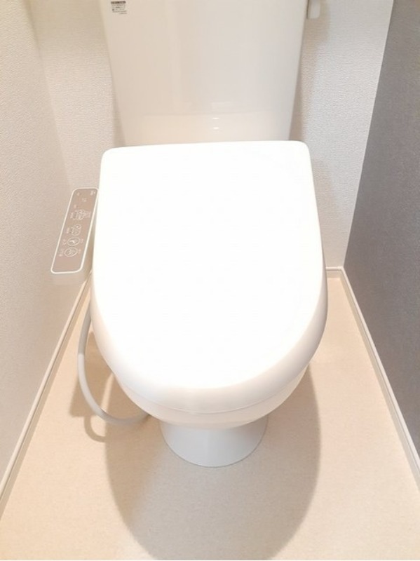 トイレ　図面と現状に相違がある場合には現状を優先