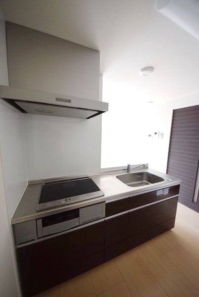 キッチン　★お掃除ラクラク！ＩＨコンロ★