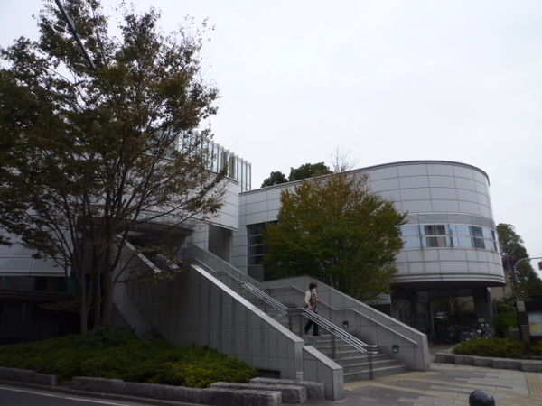 図書館　東京歯科大学図書館（図書館）まで1755m