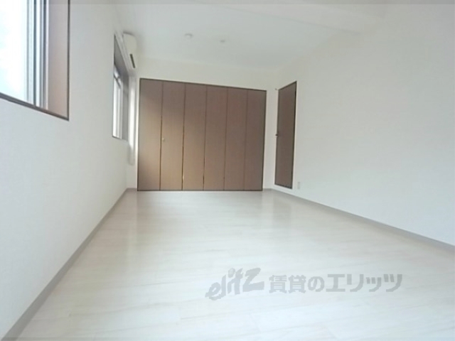 居室・リビング　居室