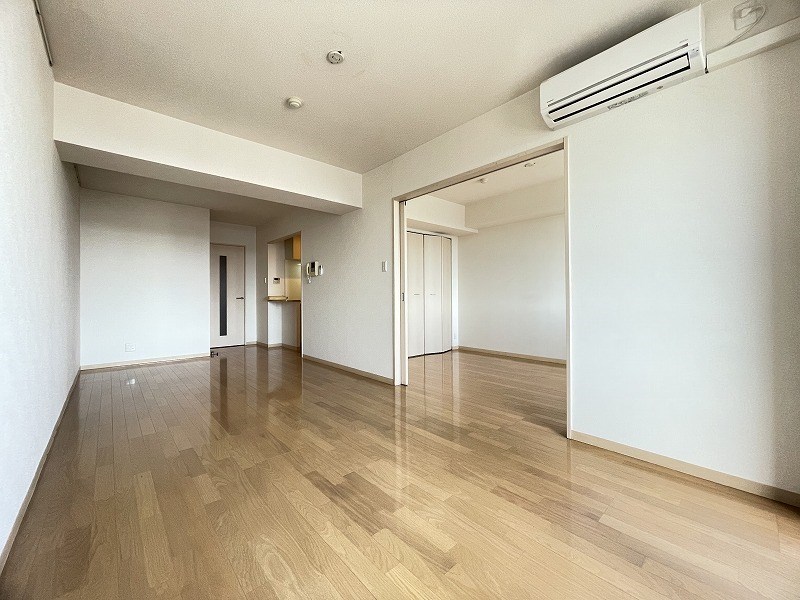 居室・リビング　同仕様写真代用