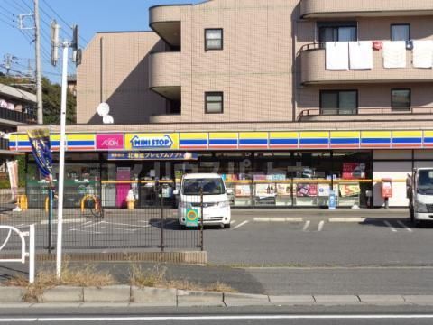 コンビニ　ミニストップ海神3丁目店（コンビニ）まで305m