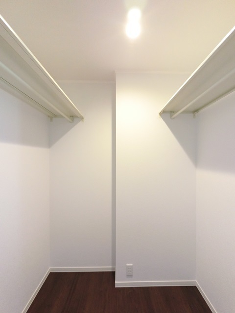 収納　大型のウォークインクローゼット付で荷物の多い方にオススメ！