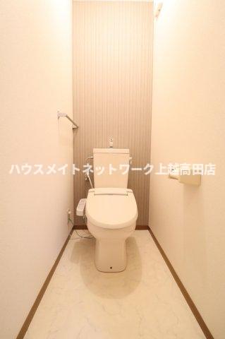 トイレ　温水洗浄暖房便座