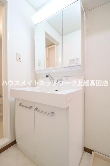 洗面設備　洗髪洗面化粧台