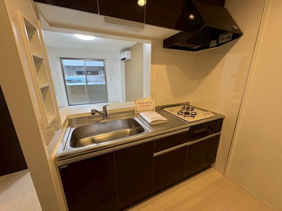 キッチン　※別部屋の写真です