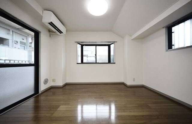 居室・リビング　☆明るい居室☆