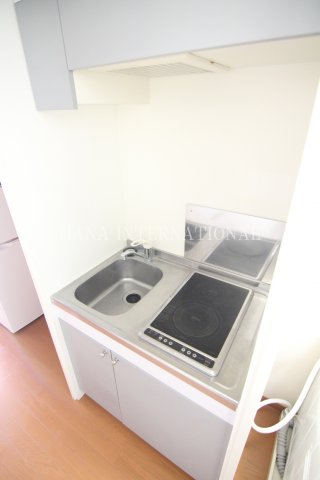 キッチン　室内によって色合いが違う場合もございます。