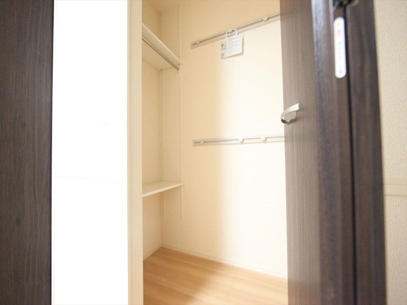 収納　クローゼット（収納充実してます）