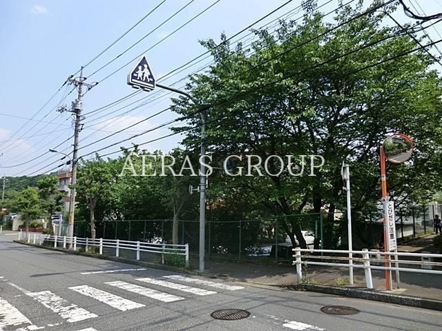 小学校　八王子市立宇津木台小学校（小学校）まで1038m