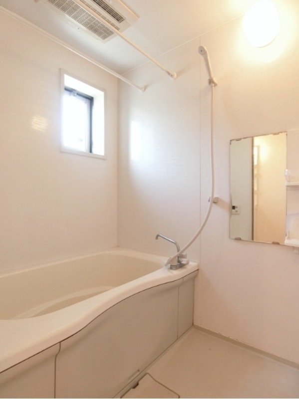 バス・シャワールーム　図面と現状に相違がある場合には現状を優先