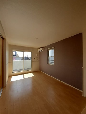 居室・リビング　居間です