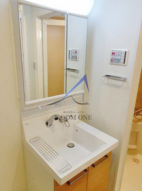 洗面設備　洗面台です。