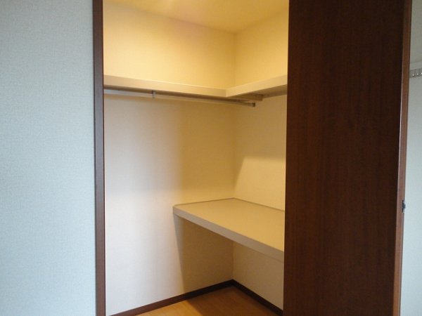 収納　ウォークインクローゼット