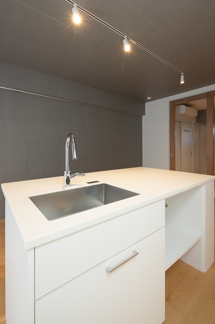 キッチン　※写真は同タイプ住戸です。