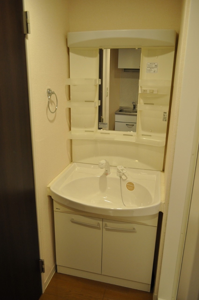 洗面設備　独立洗面台です。