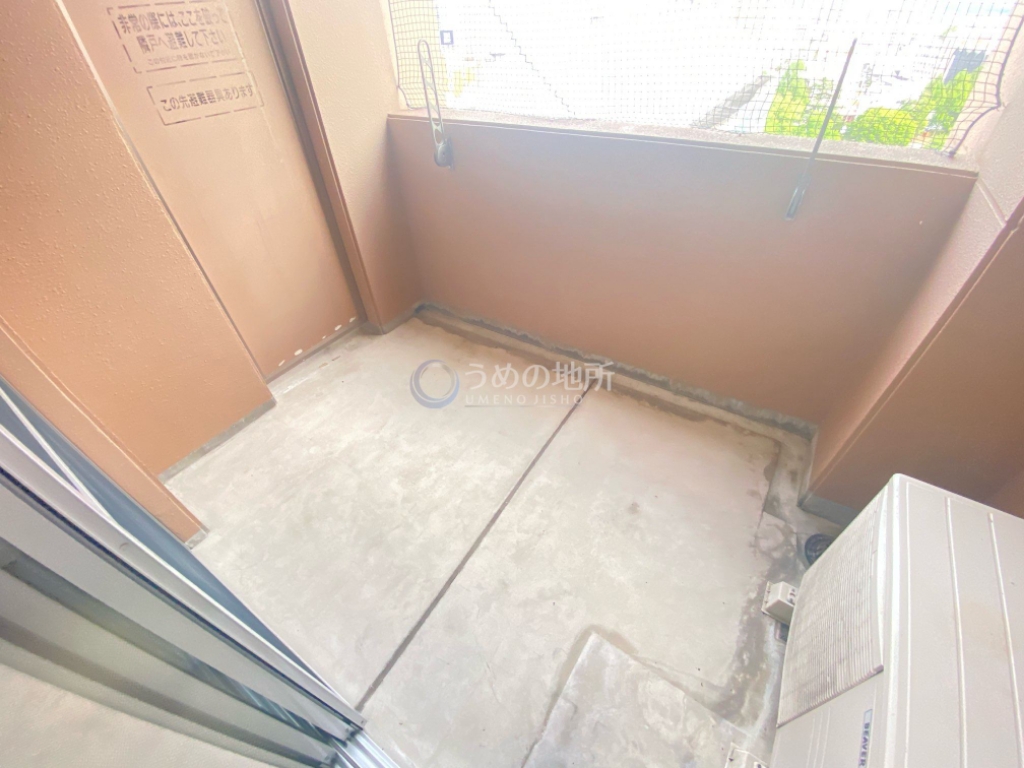 バルコニー　ベランダ