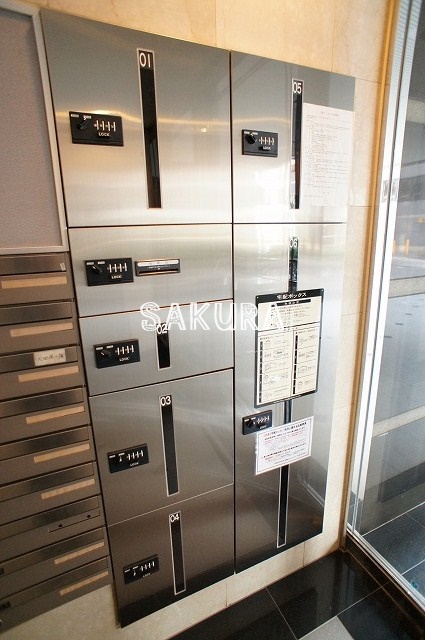 その他共有部分　不在時に便利な宅配ボックス付き♪