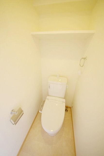 トイレ　★ウォシュレット付きの快適なトイレ★