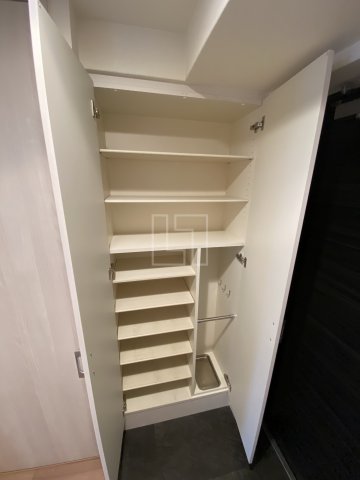 収納　ファステート大阪ドームシティ　シューズボックス