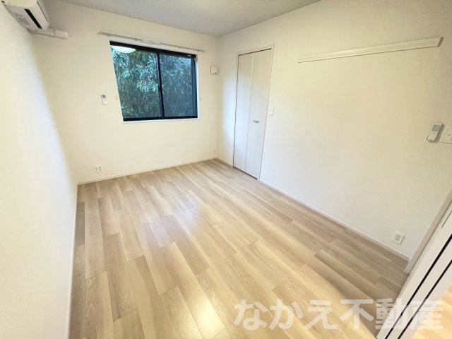 その他部屋・スペース　広くて明るい寝室