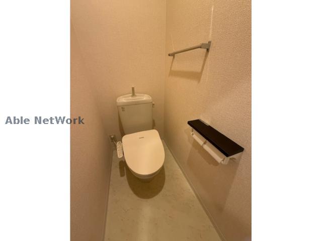 トイレ　※同物件別部屋の写真です。