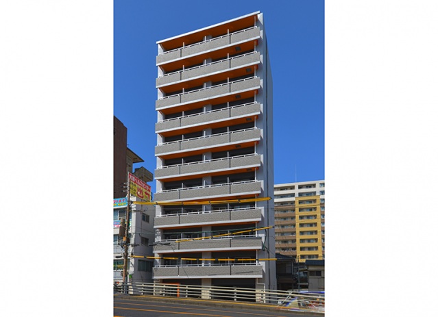 建物外観　建物外観は竣工時の写真です