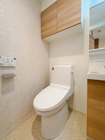 トイレ　トイレもきれいです