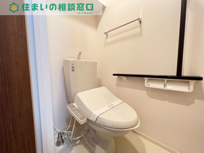 トイレ　同型